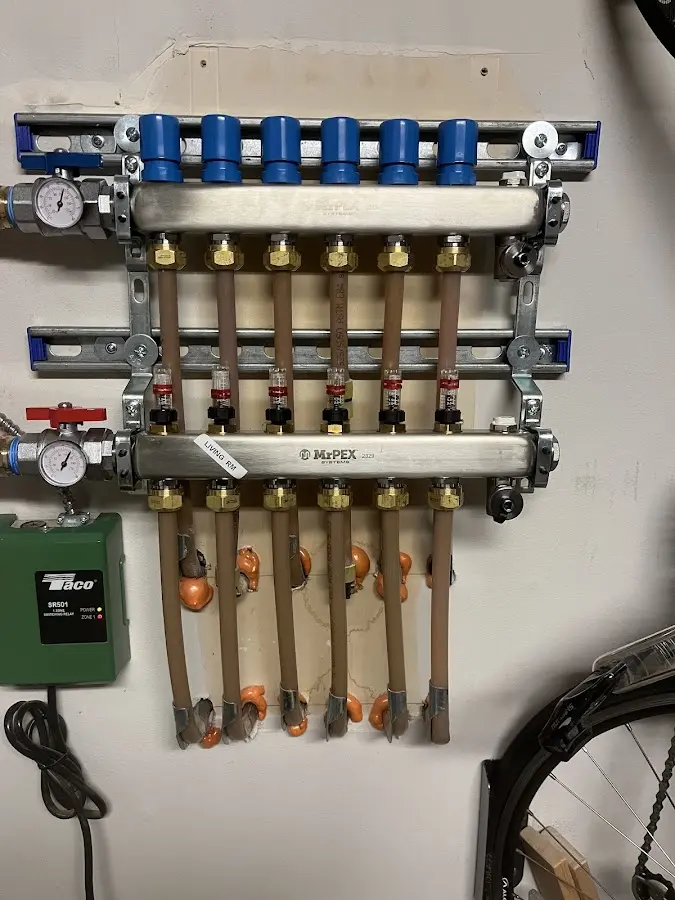 Plumber performing Gas Leak Detection at a residential property in West Chicago