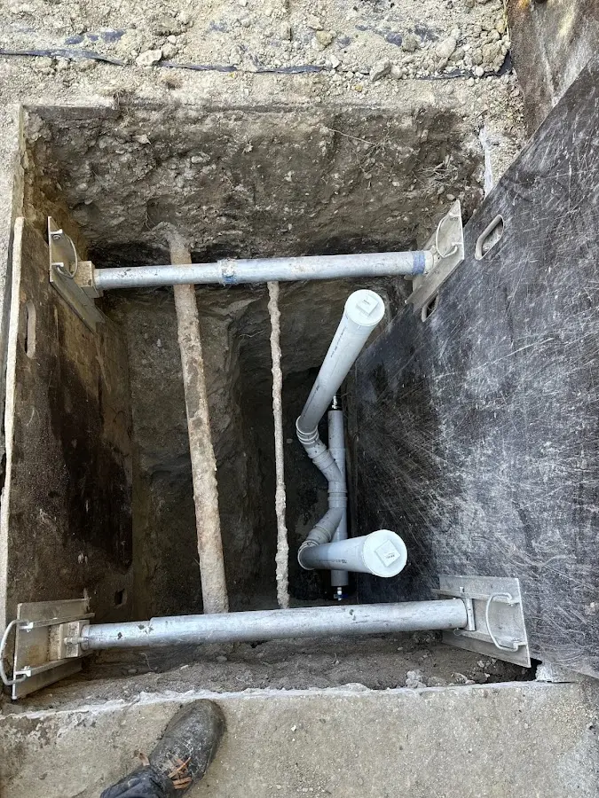 Experienced plumber completing Gas Line Repair work in West Chicago